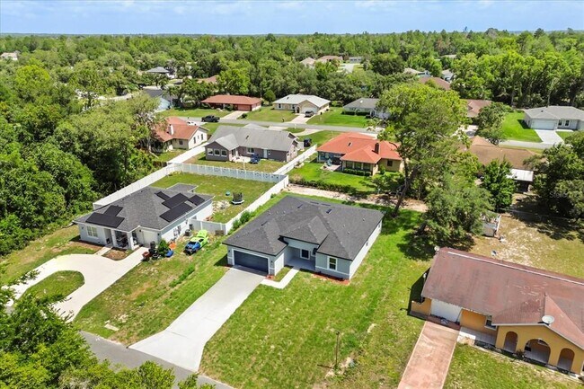 Building Photo - 4345 SW 143rd Ln Rd