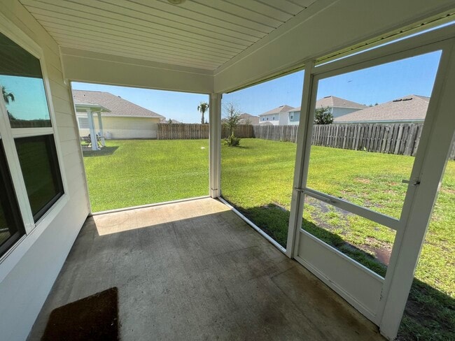 Building Photo - 399 This Way