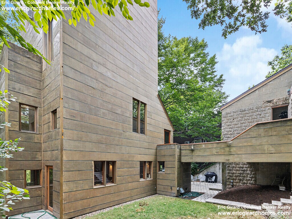 Building Photo - 170 Rawson Rd