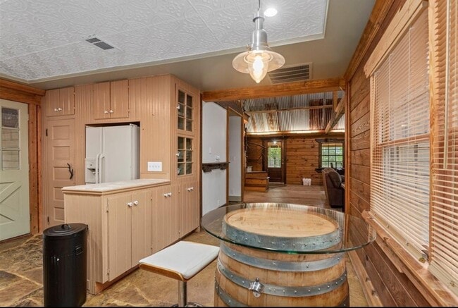 Building Photo - 23207 Decker Prairie-Rosehill Rd