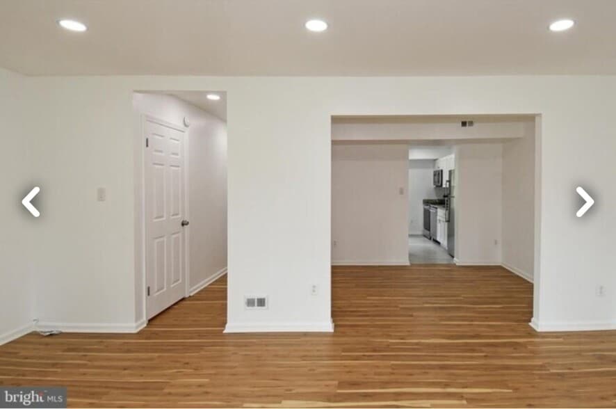 Building Photo - 6429 Fenestra Ct