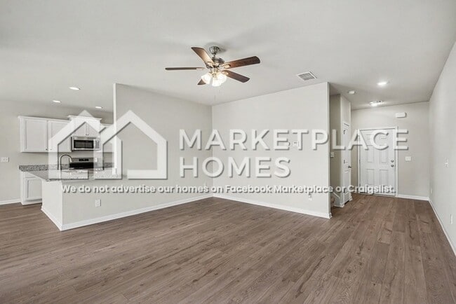 Building Photo - 225 W L Miller Dr