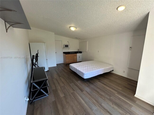 Building Photo - 10467 S 228th Ln