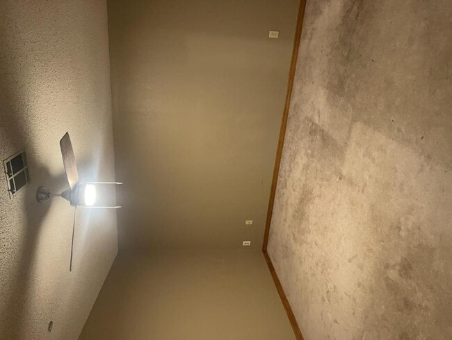 Building Photo - 2301 Columbus Ave