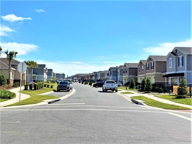 Building Photo - 1179 Papaya Cir.