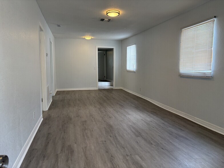 Living and Dining Room - 2203 Cochran St