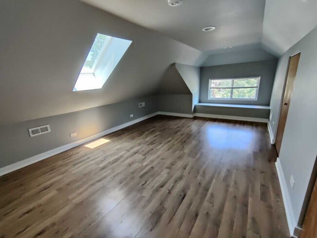 Building Photo - 3108 N 78th Ct