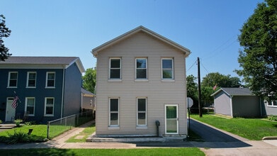 Building Photo - 151 S Main St