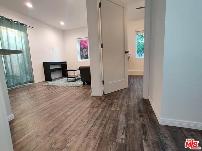 Building Photo - 6720 Van Noord Ave