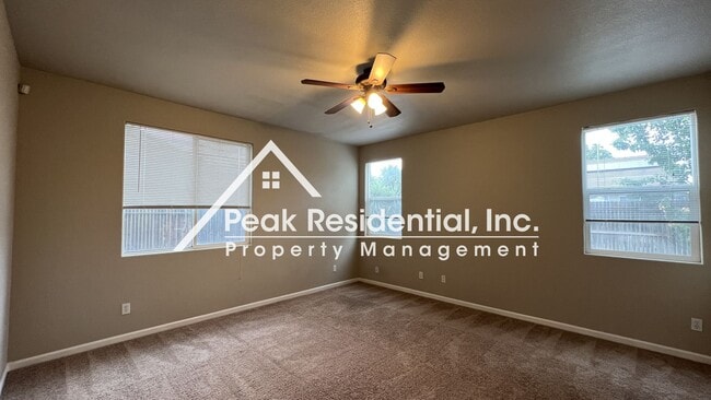 Building Photo - Spacious Elk Grove 3bd/2ba Home with 2 Car...