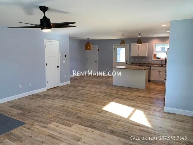 Building Photo - 14 Wildwood Dr