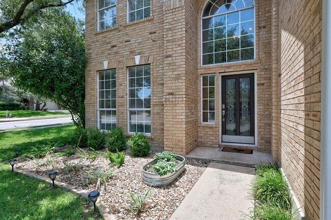 Building Photo - 1607 Juniper Ridge Loop