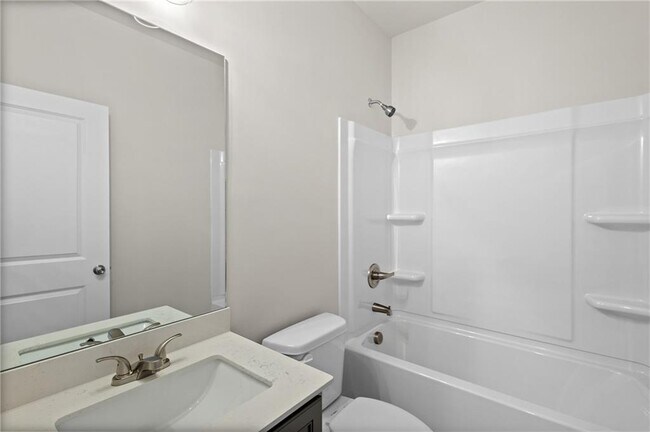 Building Photo - 1230 Ainsworth Alley