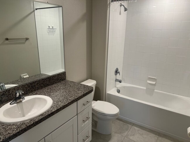Building Photo - 7207 Jenkins Vista Ct