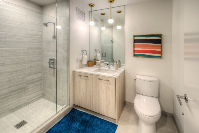 Building Photo - 160 N Desplaines St