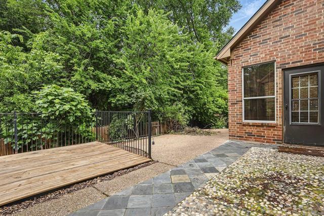 Building Photo - 3228 Kent Dr