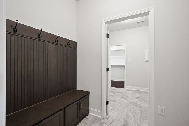 Building Photo - 9023 Mountain Preserve Blvd