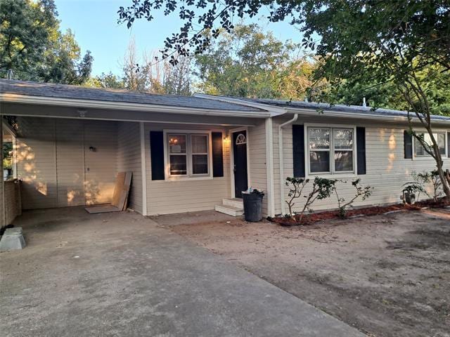 Building Photo - 6203 Live Oak St