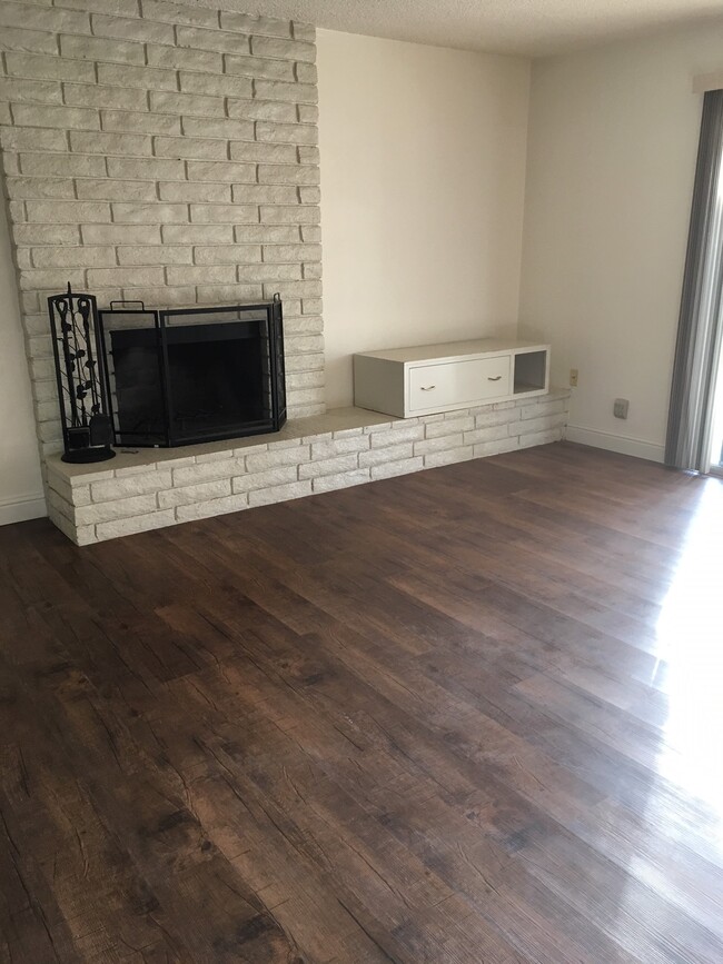 Building Photo - 5609 Logan St