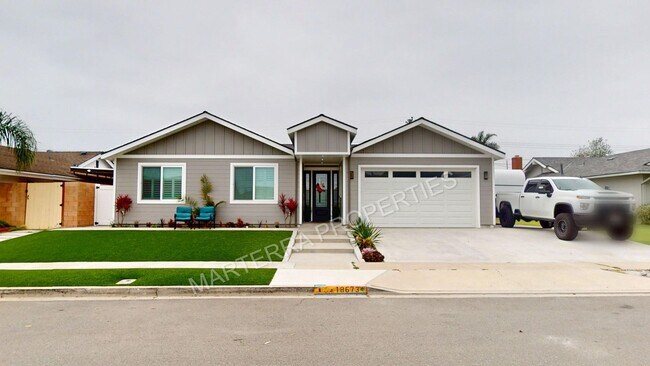 Primary Photo - Amazing home with Pool!