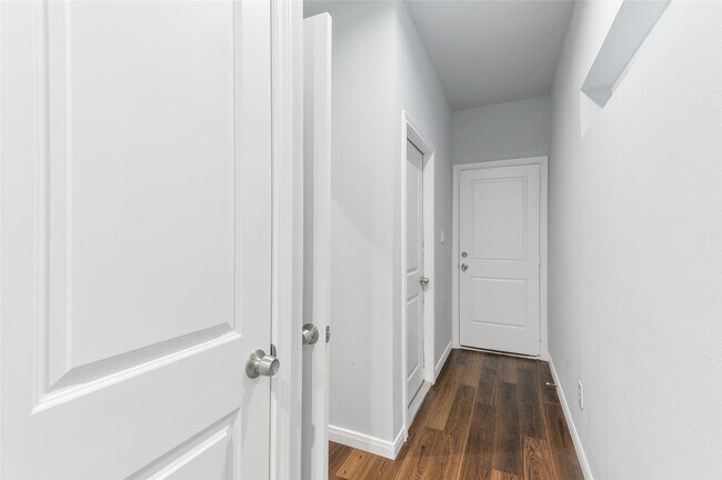 Building Photo - 4919 Paradigm Ln