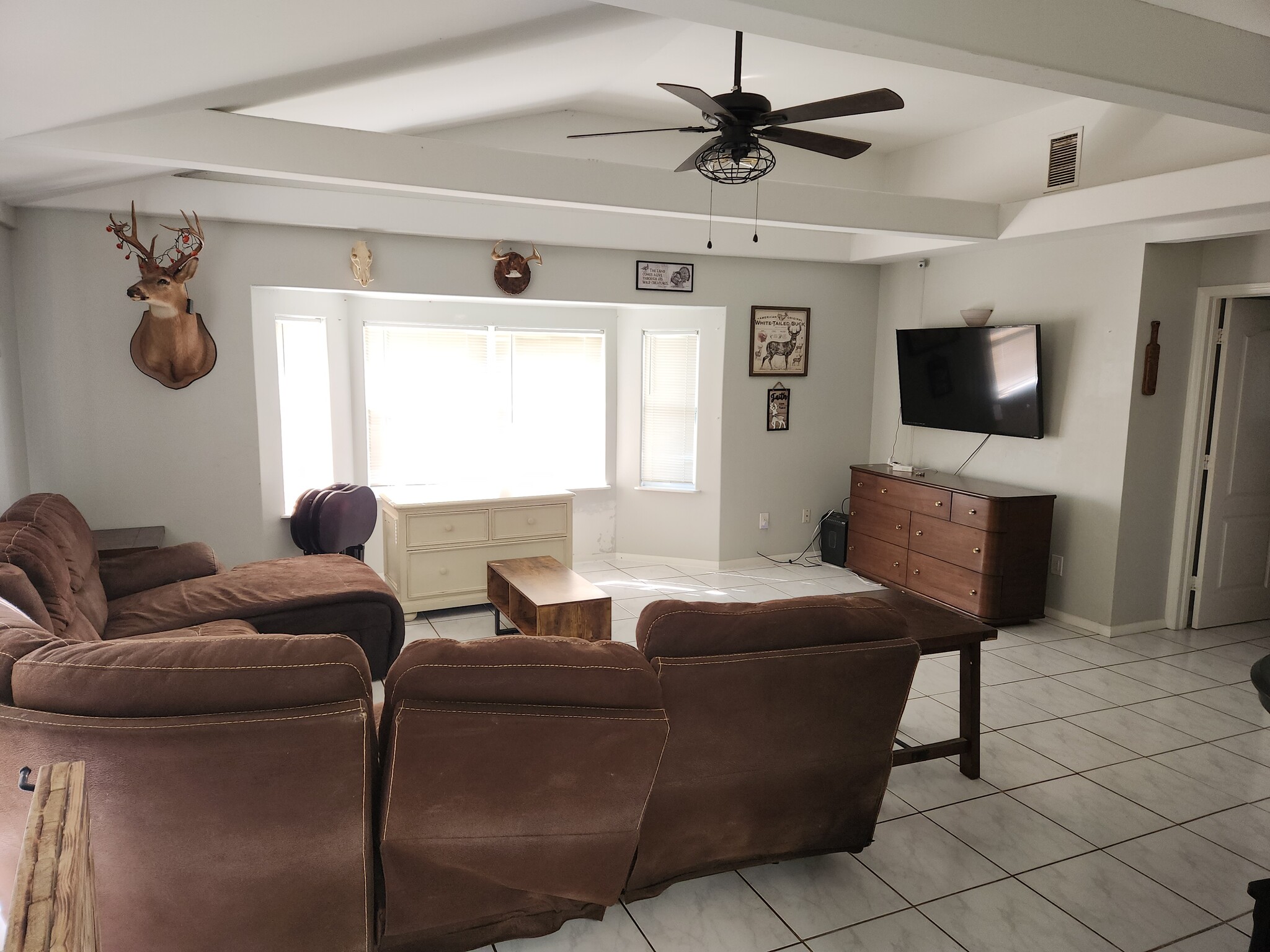 Livingroom #2 - 408 SE 16th St