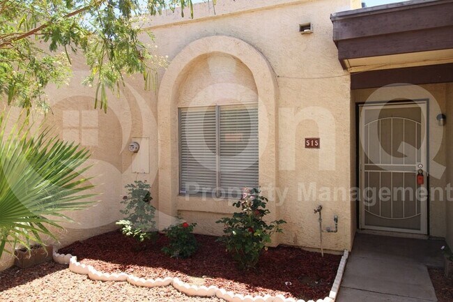 Building Photo - 515 W Harvard Dr