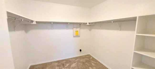 Building Photo - 455 Gina Dr