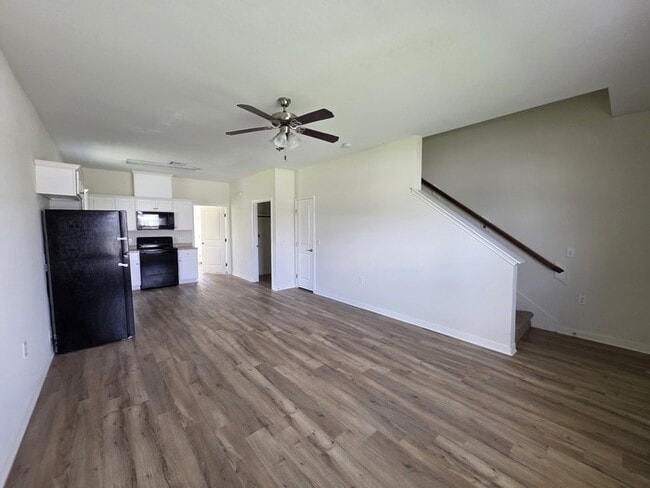 Building Photo - 4/2/2-Affordable Housing