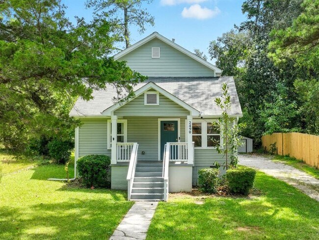 Primary Photo - 2490 Barge Rd SW