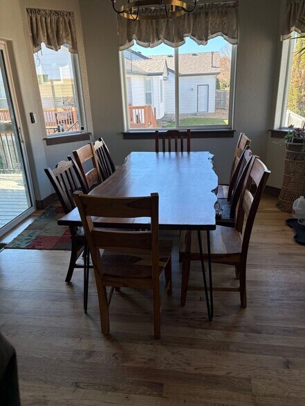 Building Photo - 324 Kirkland Ln