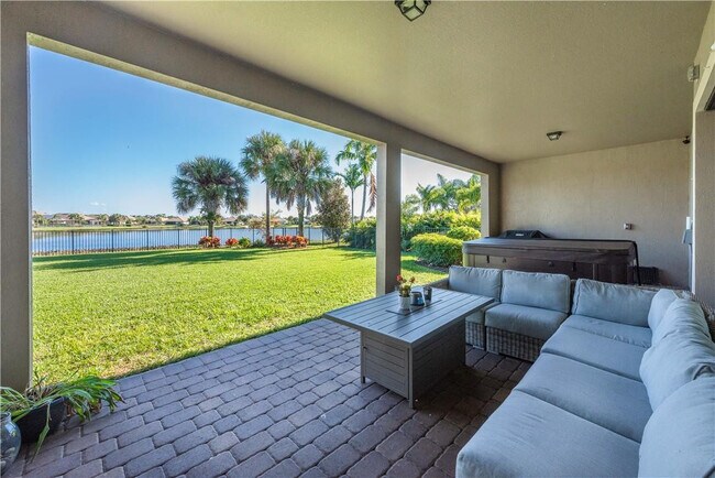 Building Photo - 3425 Siena Cir