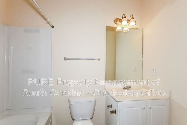 Building Photo - 336 Kiskadee Loop