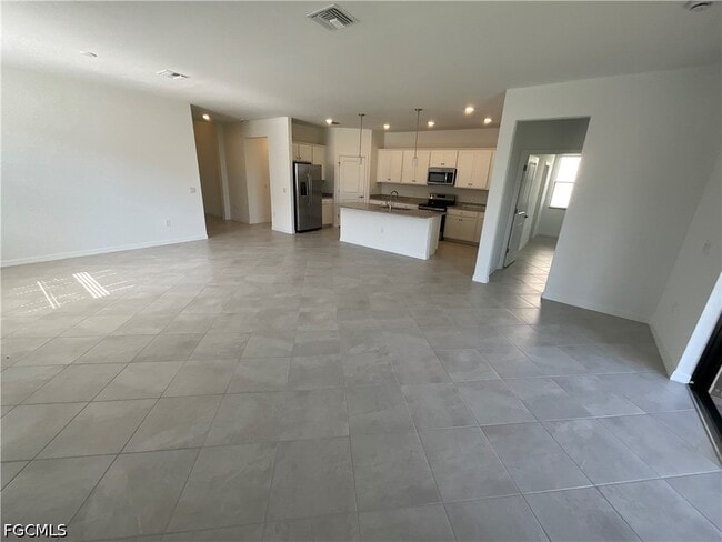 Building Photo - 14570 Palamos Cir