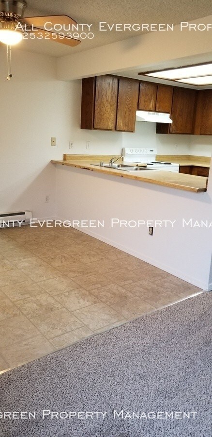 Building Photo - 226 Seattle Blvd S