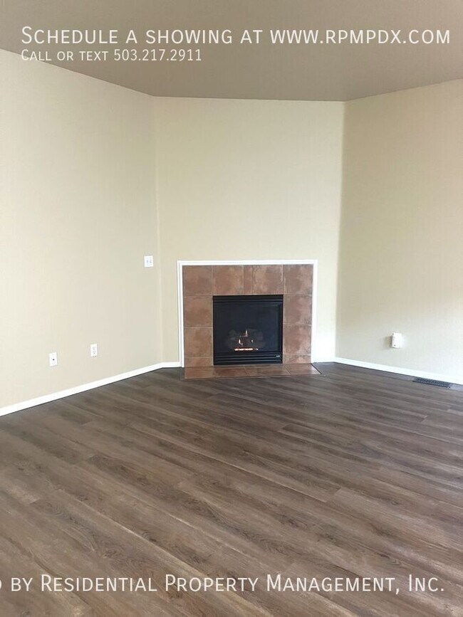 Building Photo - 17284 SW Pleasanton Ln