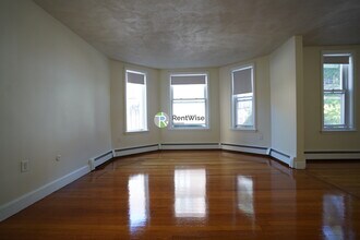 Building Photo - 312 Tappan St