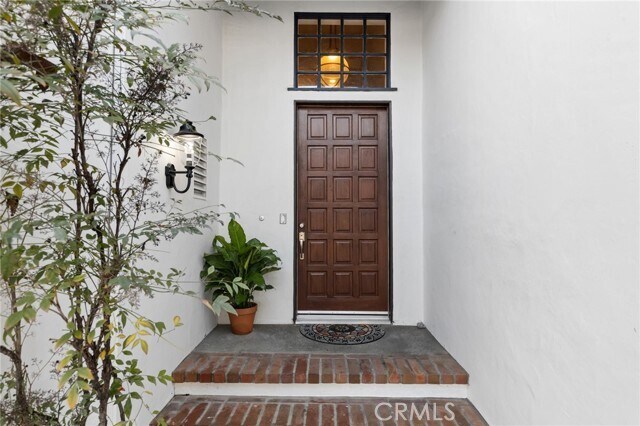 Building Photo - 34101 Via California