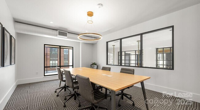 Building Photo - 704 W Tremont Ave