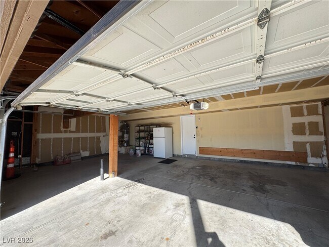 Building Photo - 6328 O'Bannon Dr