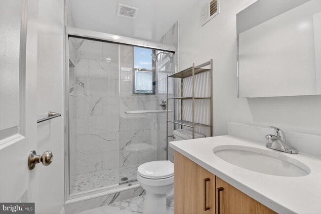 Building Photo - 1729 U St NW