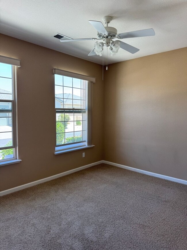 Building Photo - Nice Home Located in 55 and Over Community!