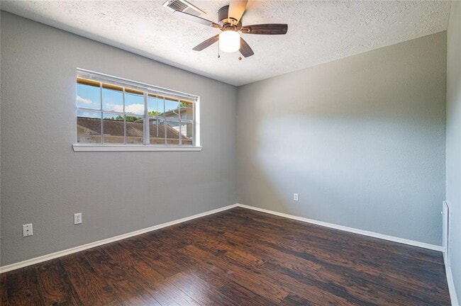 Building Photo - 17122 Blackhawk Blvd