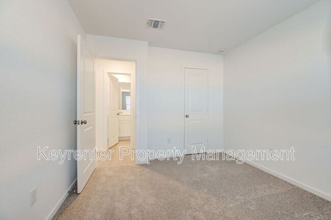 Building Photo - 12612 Huntington Rdg Wy