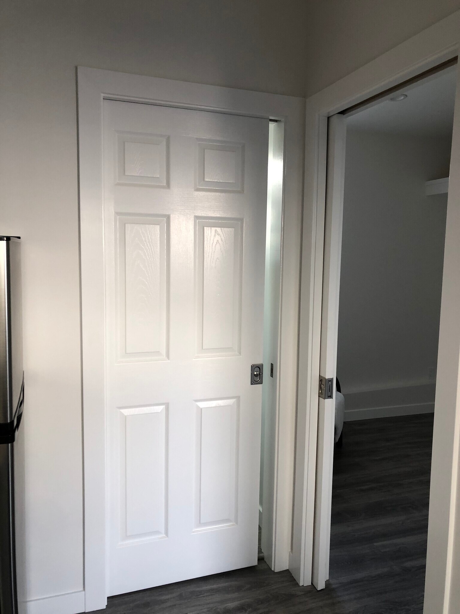 Bathroo and bedroom - 680 Rosal Way