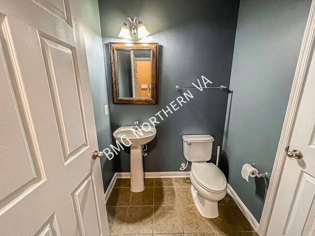 Building Photo - 9535 Center St