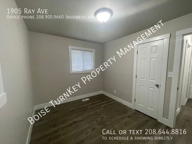 Building Photo - 1905 Ray Ave