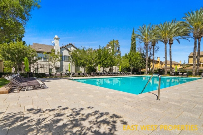 Building Photo - 42 Burlingame