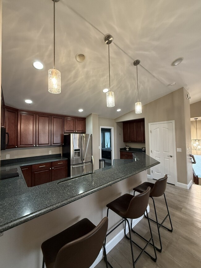 Building Photo - 6160 S Clearview Loop