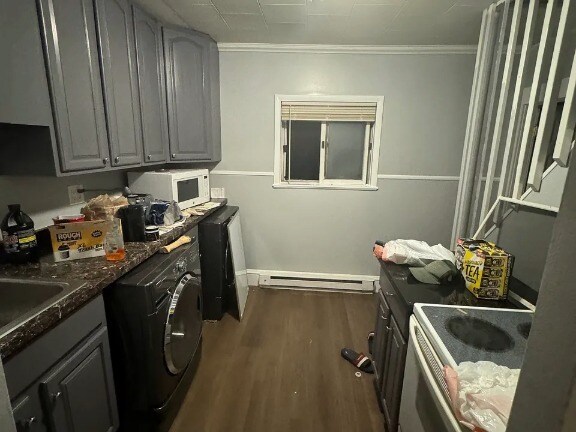 kitchen - 419 Corner St